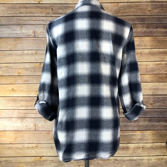 Zara Basic Blue & White Plaid Flannel Snap Up Top - Picture 2 of 8